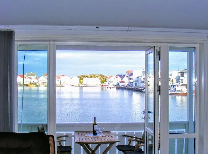 Akrehamn Marina